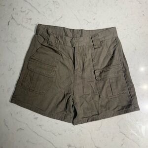 Utility Pocket Cargo Shorts - Olive Green